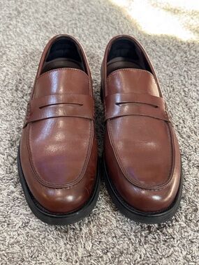 Men's Classic Brown Leather Penny Loafers